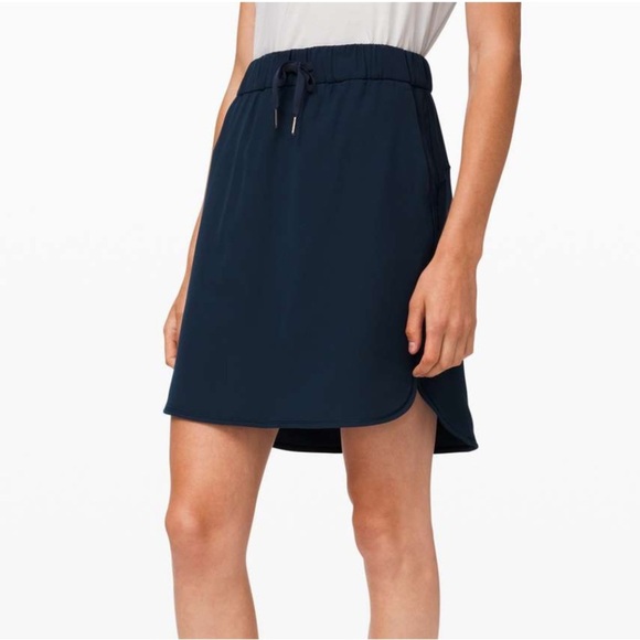 Lululemon | On the Fly | Pencil Skirt - Picture 3 of 14